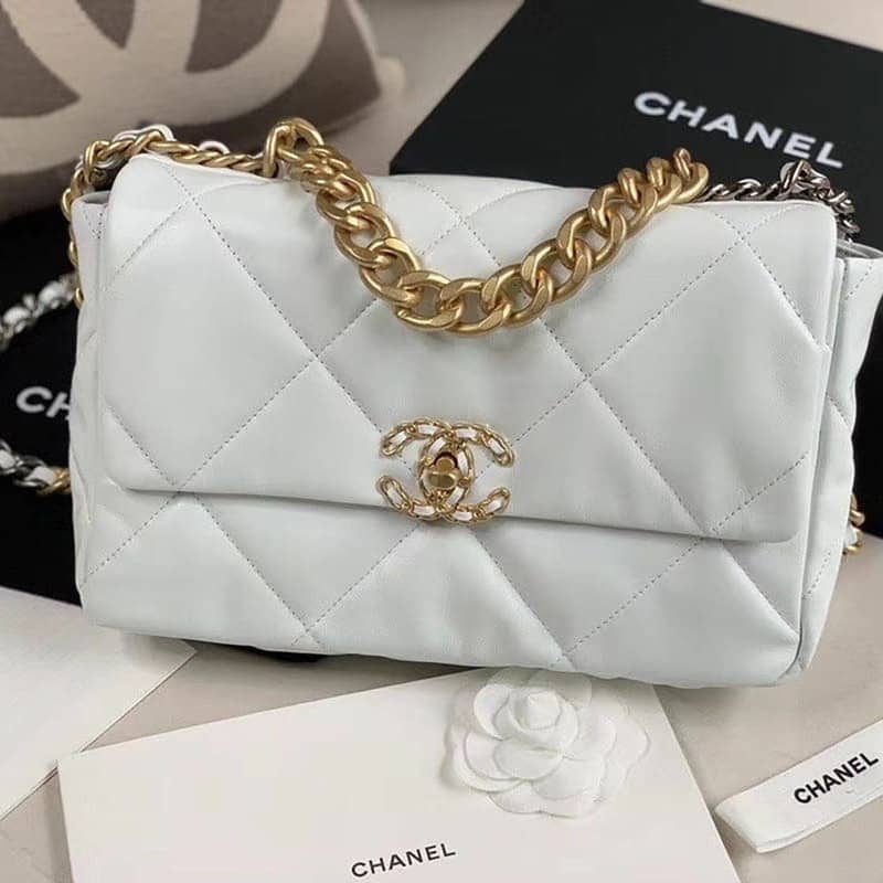 【CHANEL】最新作★シャネル 19 マキシ フラップ バッグ