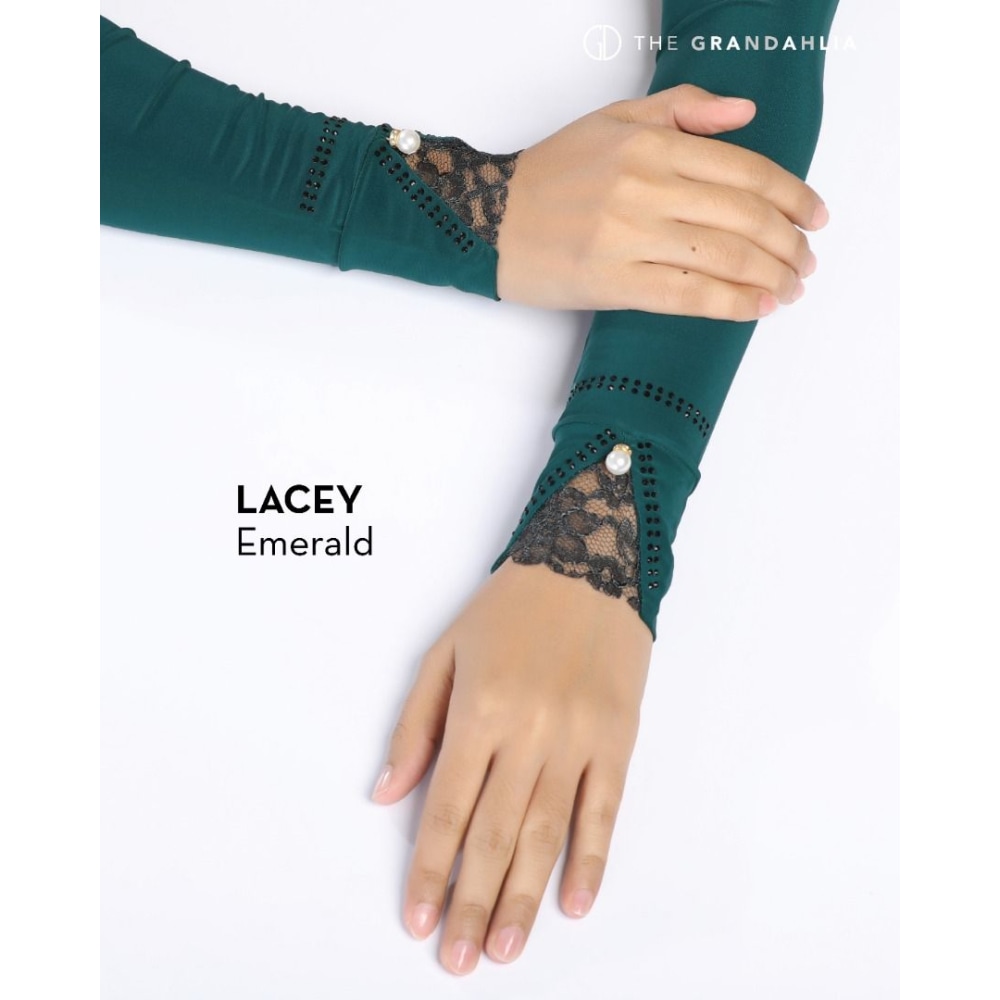 Lacey Handsock