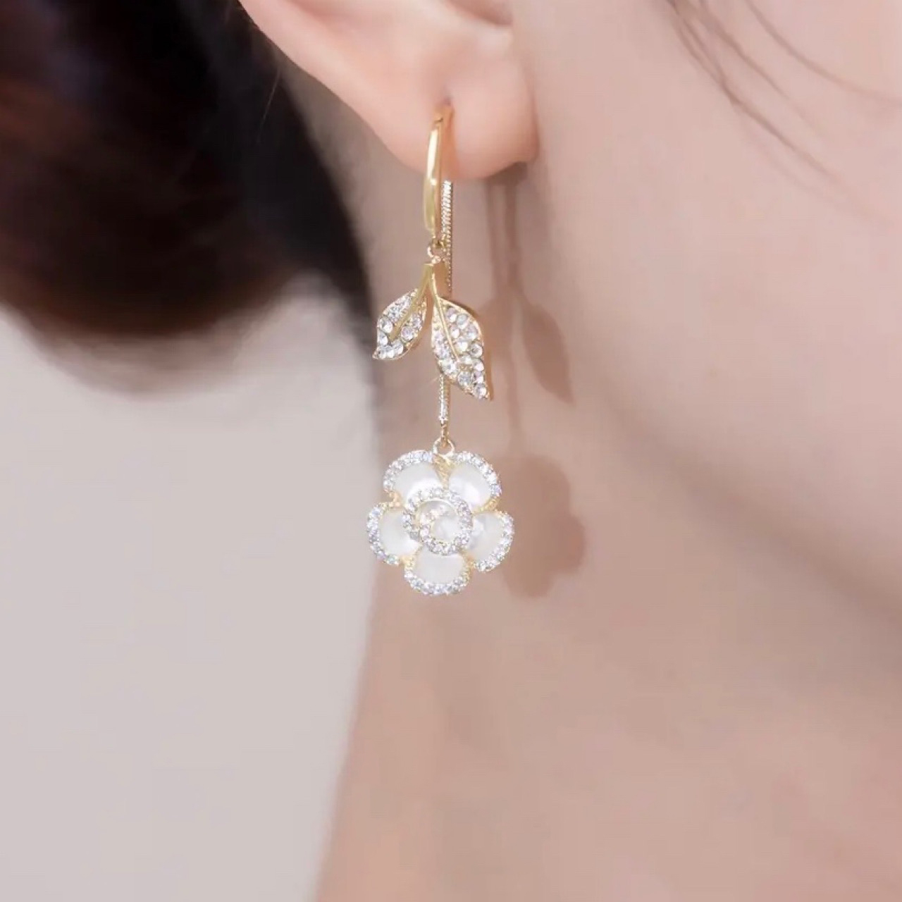 白玫瑰閃鑽耳環 （Earrings）-FANYIACC