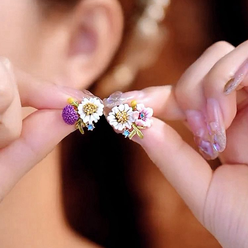 小鄒菊花朵不對稱耳環-FANYIACC