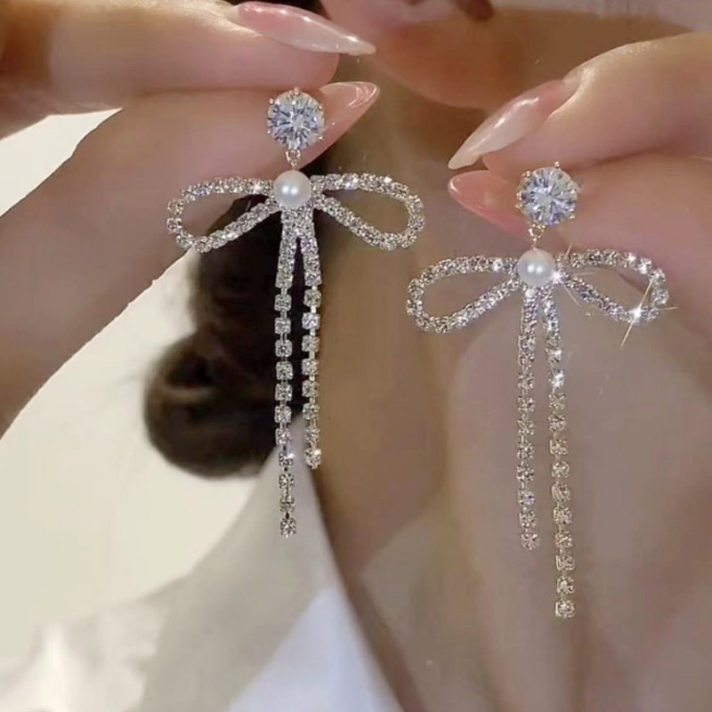 閃鑽蝴蝶結流蘇耳環-FANYIACC