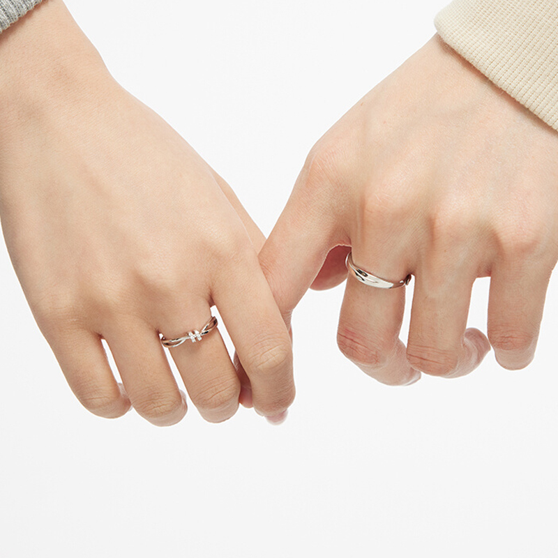 戀愛1+1 | 愛意交織情侶對戒S925銀   十指相扣   愛意不止