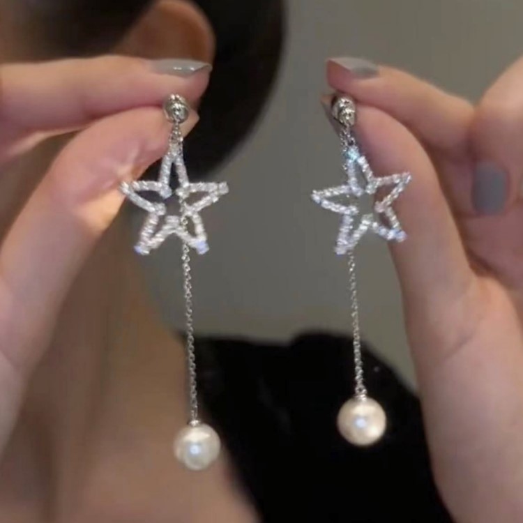 滿鑽鏤空五角星珍珠六五耳環