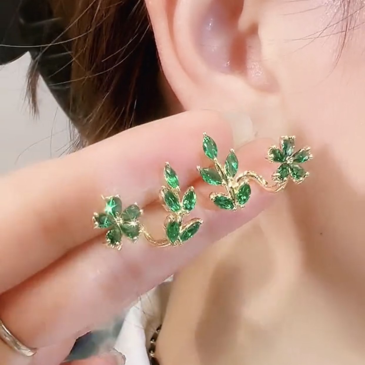 花朵葉子水晶耳環