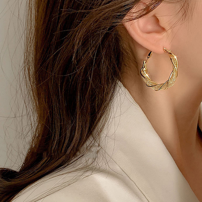 麻花圈圈金色耳環 （Earrings）-FANYIACC