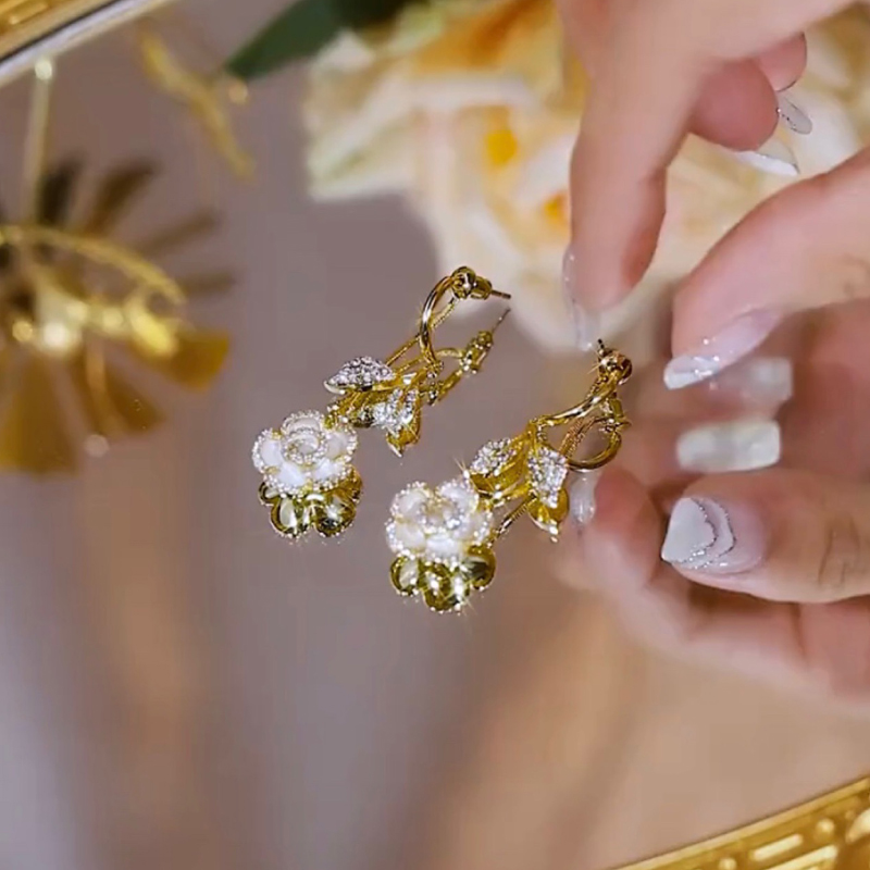 白玫瑰閃鑽耳環 （Earrings）-FANYIACC