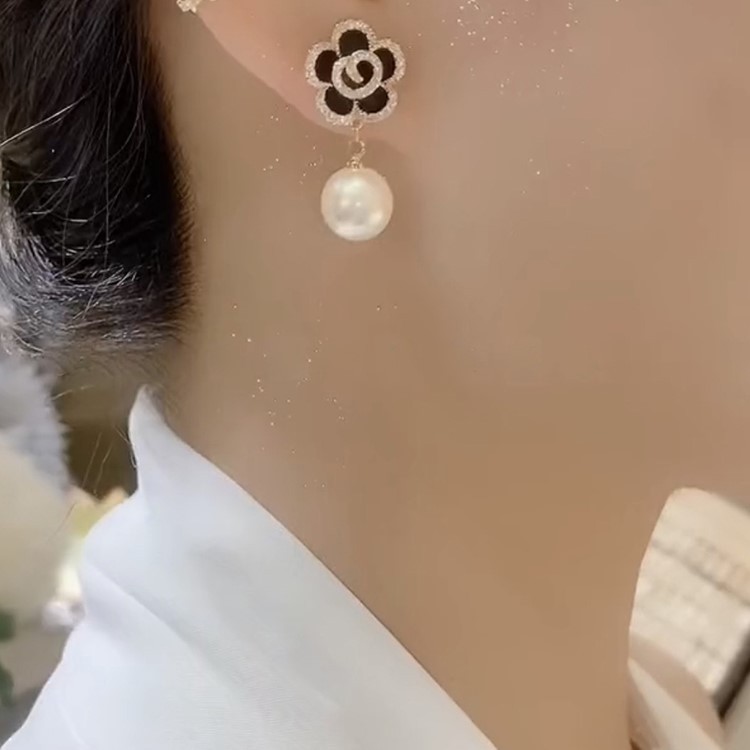 黑色花朵珍珠耳環-FANYIACC