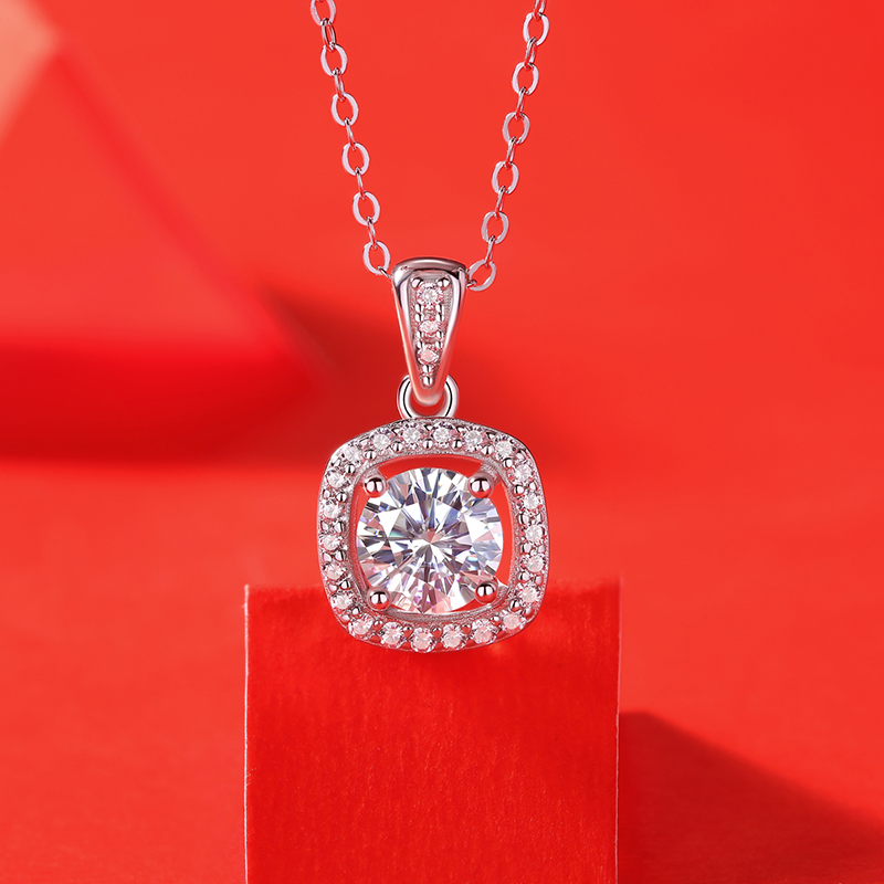 星遇方包 | 一克拉莫桑鑽項錬