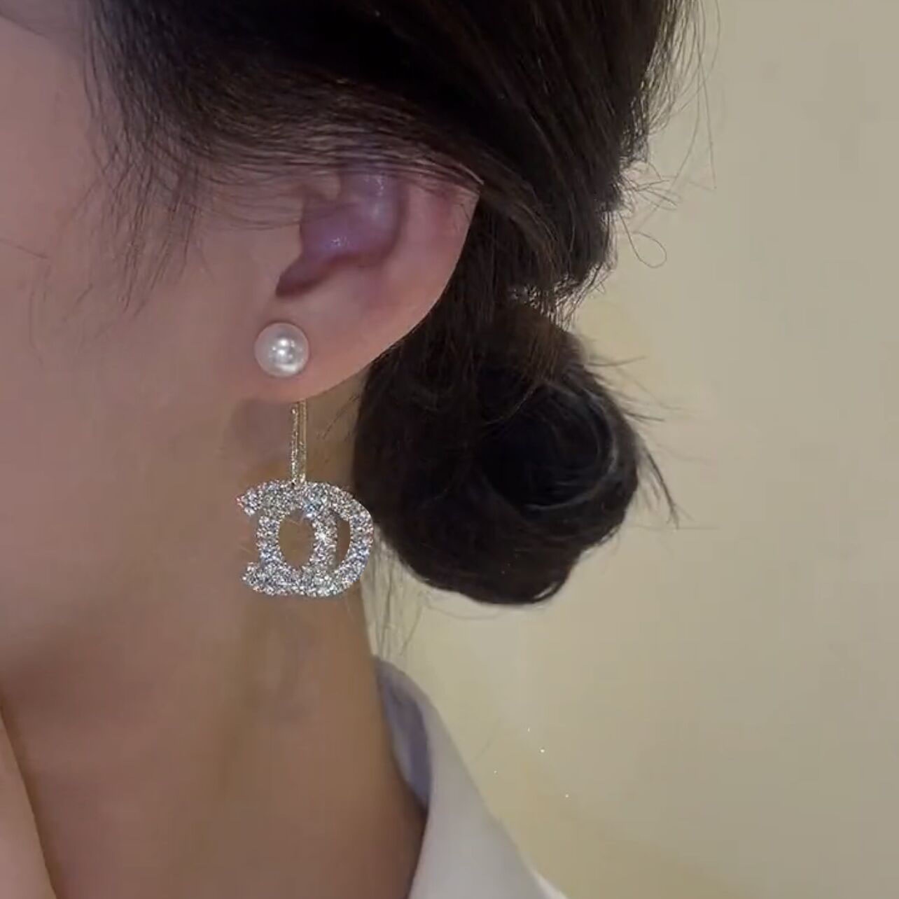 珍珠輕奢個性雙C耳環   -FANYIACC
