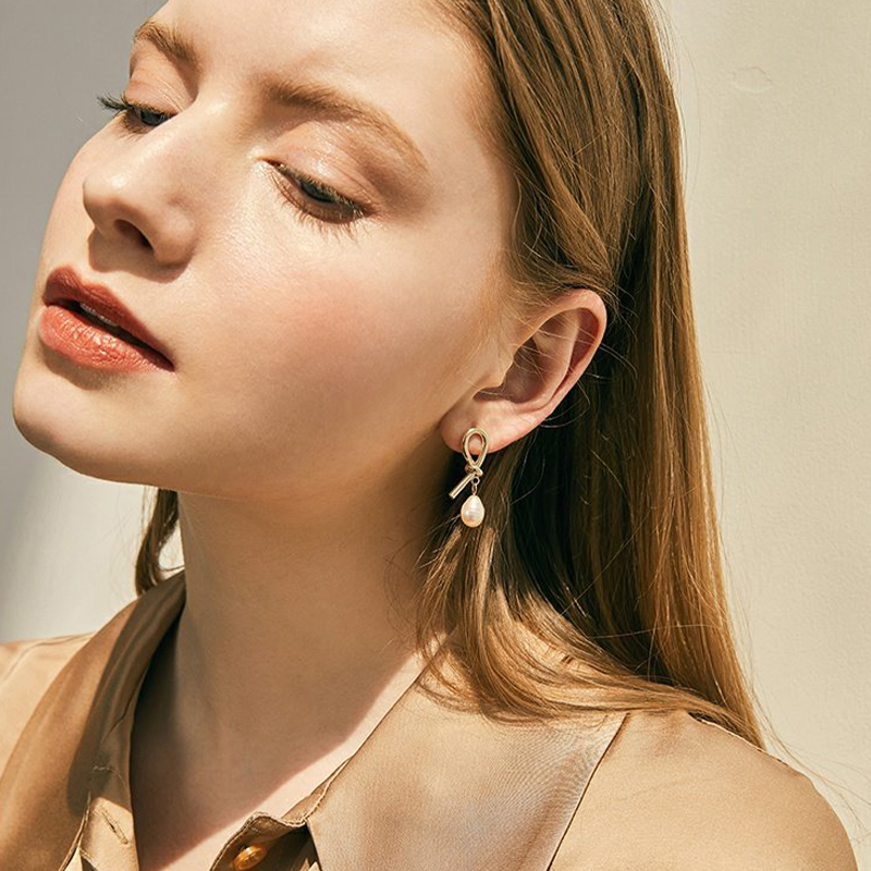 法式珍珠不對稱耳環