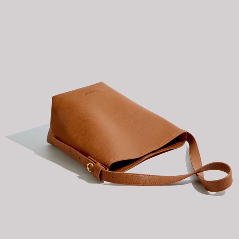 [Copy]日式百搭 大容量通勤包包