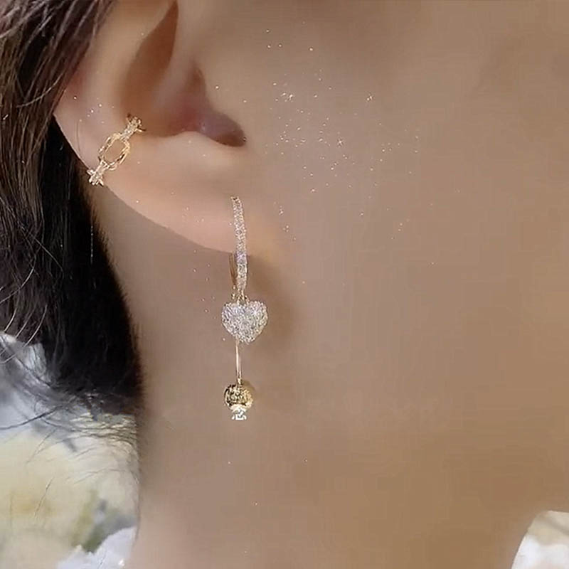 輕奢滿鑽愛心耳環-FANYIACC