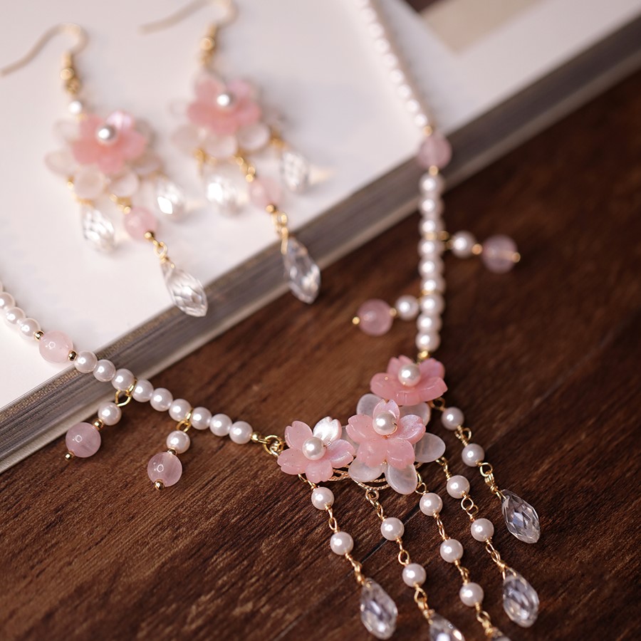 粉色花朵流蘇耳環