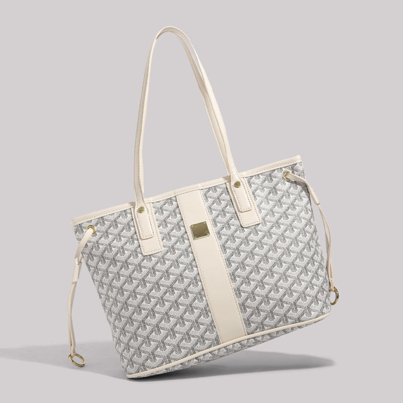 日式百搭 大容量通勤包包