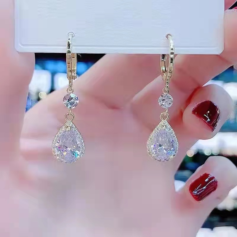 超閃鋯石碎鑽耳環-FANYIACC