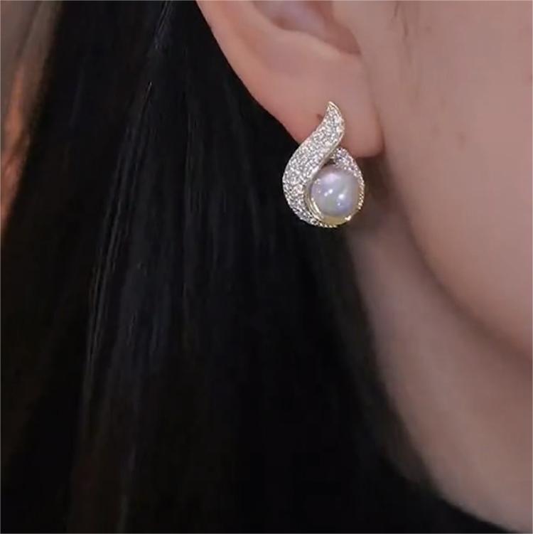 輕奢氣質幻彩珍珠耳環-FANYIACC