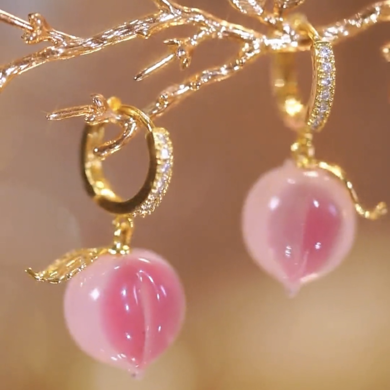 甜美粉色水蜜桃耳環  -FANYIACC