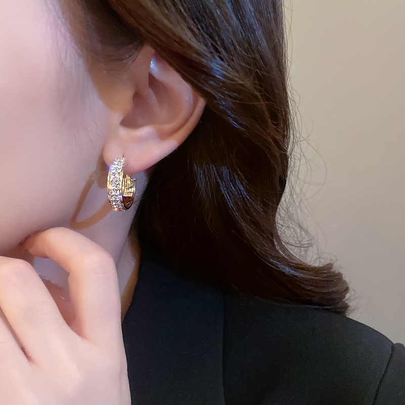 圈圈滿鑽個性耳環   -FANYIACC