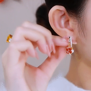 紅色鋯石四葉草珍珠耳環-FANYIACC