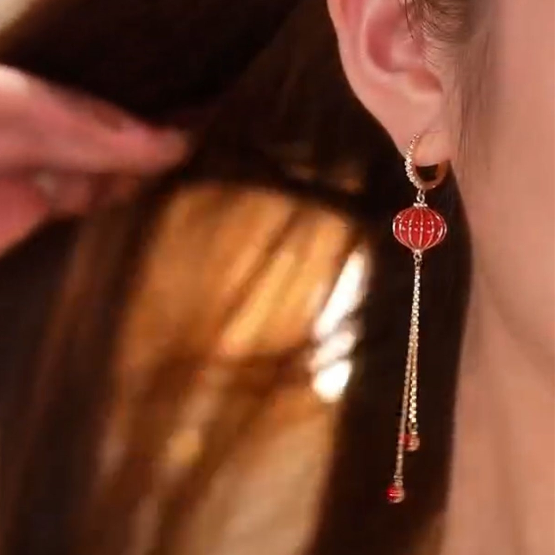 紅色長燈籠流蘇耳環 -FANYIACC