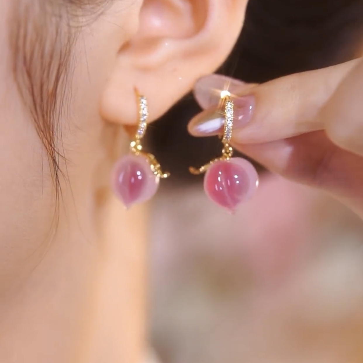 甜美粉色水蜜桃耳環  -FANYIACC