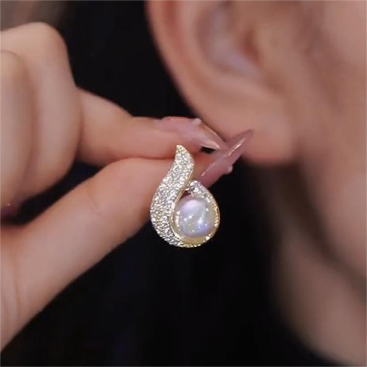 輕奢氣質幻彩珍珠耳環-FANYIACC