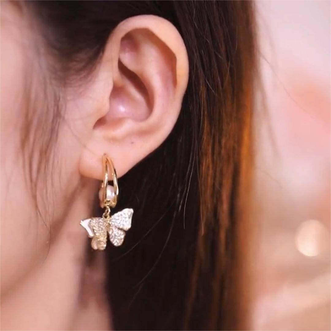金色微鑲蝴蝶耳釘耳環 -FANYIACC