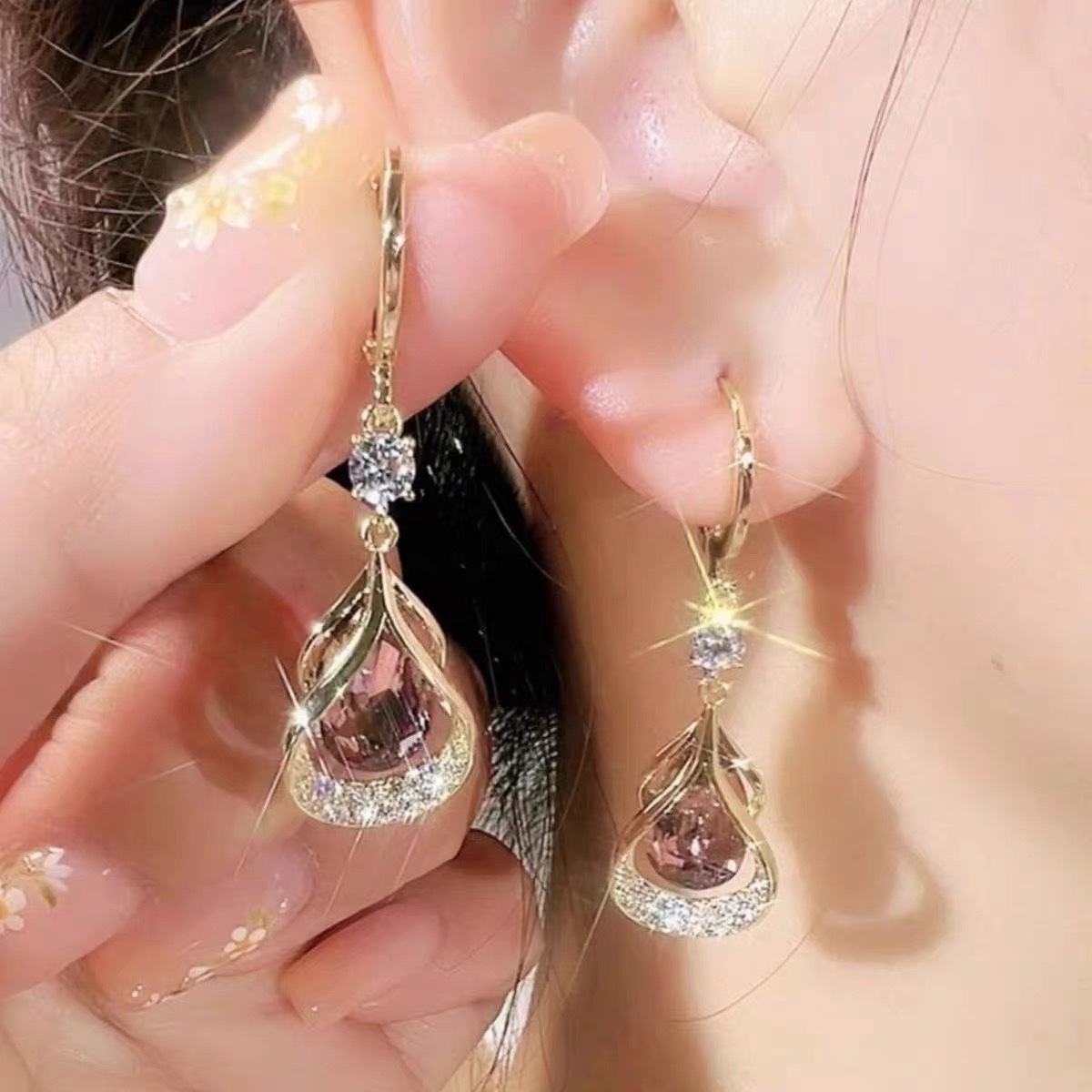 貓眼石閃鑽耳環