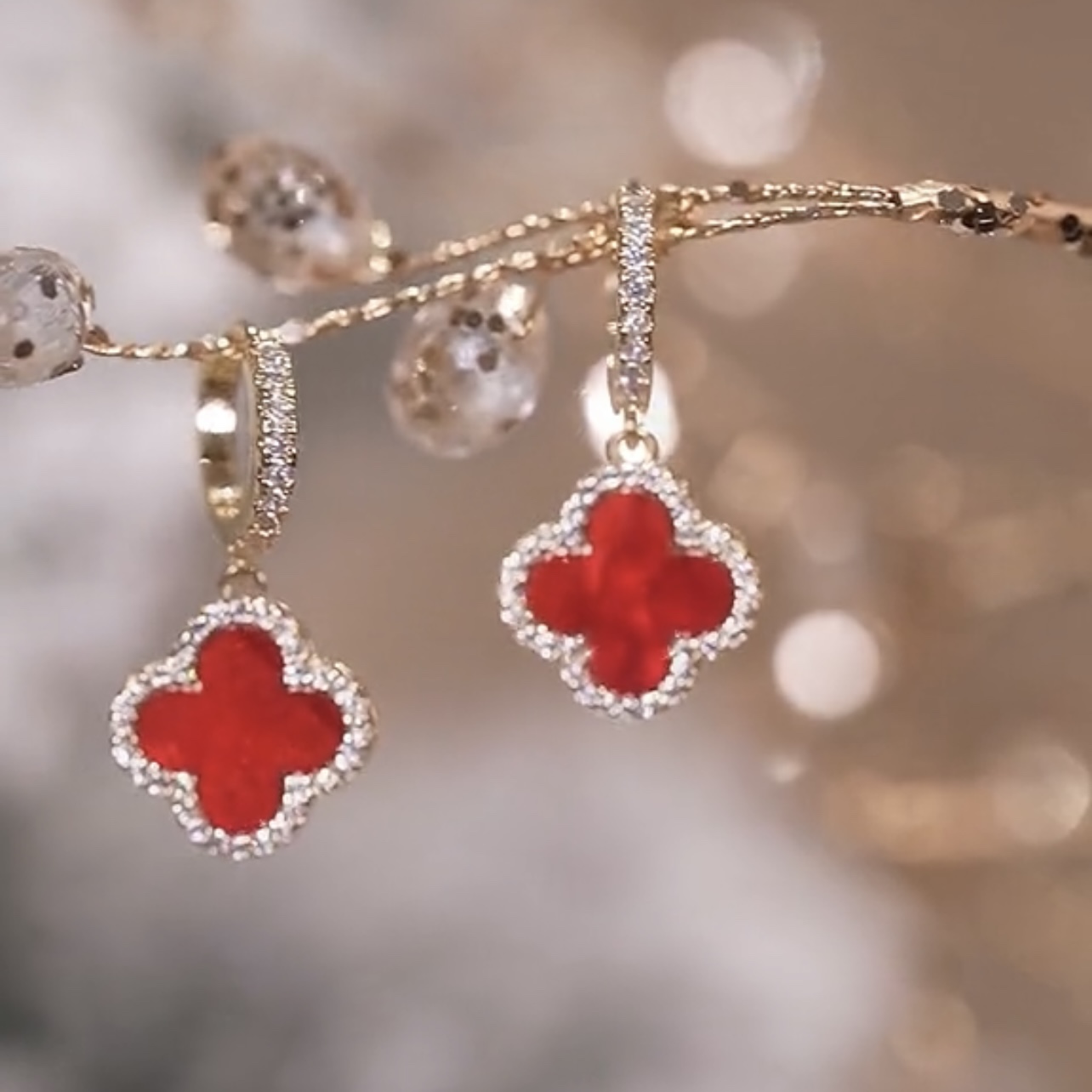 幸運草閃鑽耳環-FANYIACC