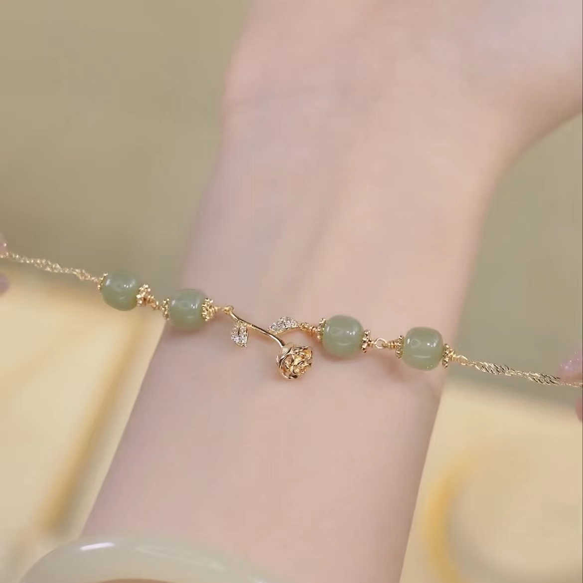 天然和田玉玫瑰手錬【半珠款】-FANYIACC