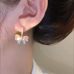 蝴蝶款水晶耳環-FANYIACC