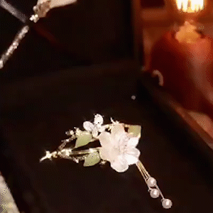 花朵珠珠流蘇髮夾 -FANYIACC