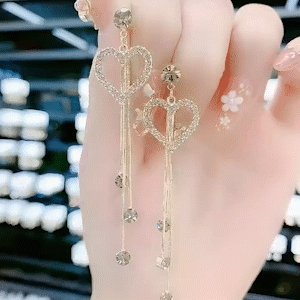 愛心滿鑽流蘇耳環-FANYIACC