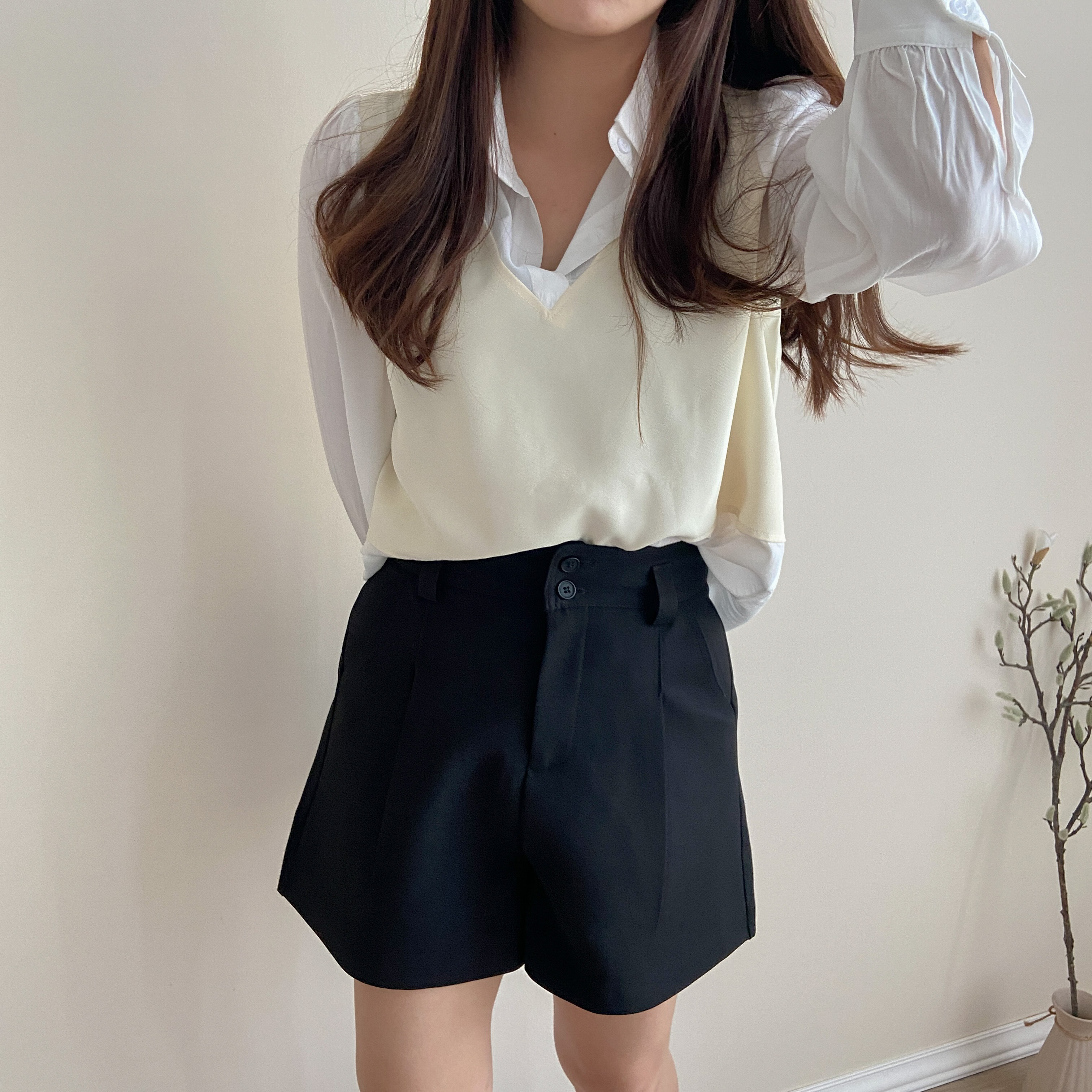 [REJECTED SALE] Fake Two Pieces Blouse in Cream 温柔杏色假两件衬衫