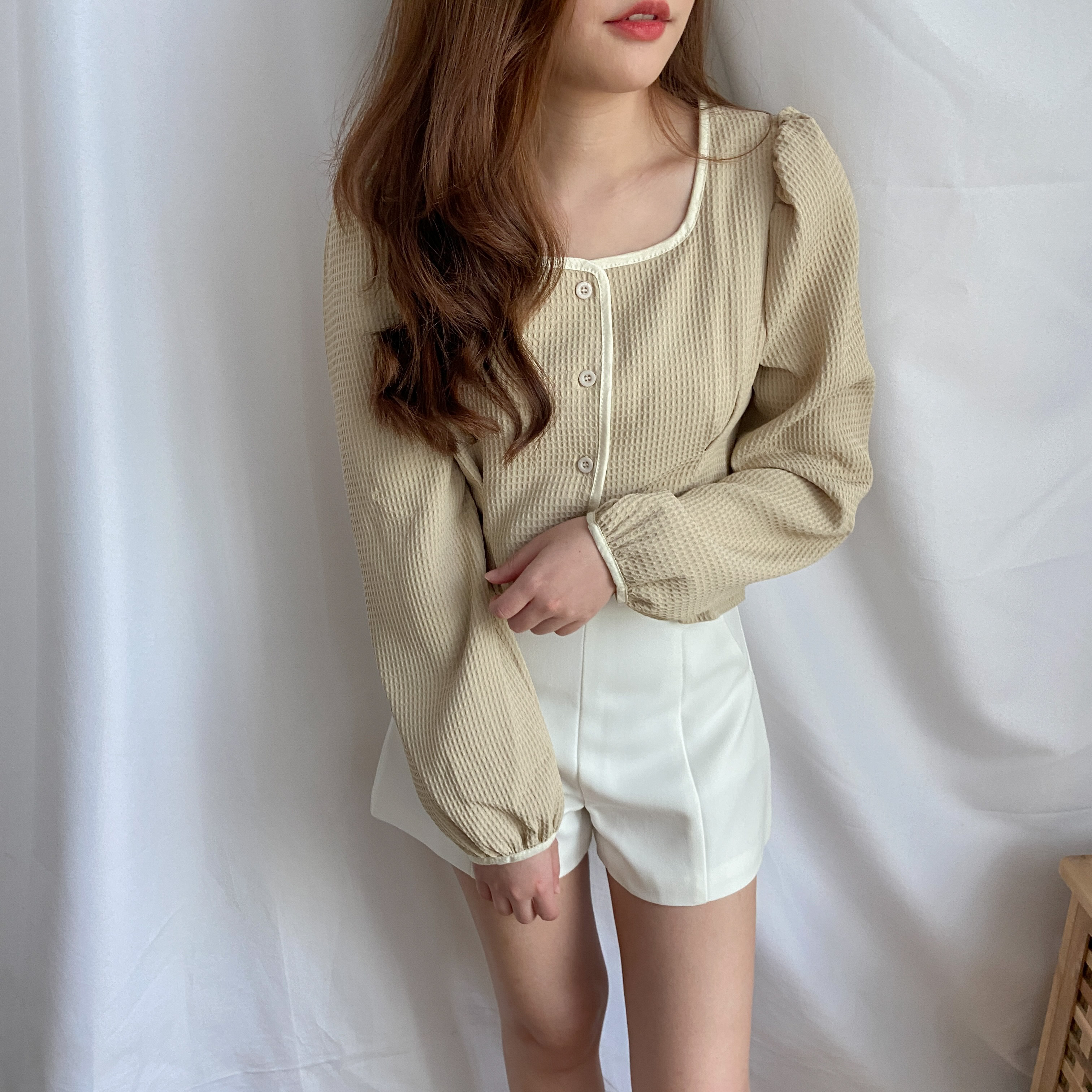 Waffle Blouse in Olive 华夫格气质小衫