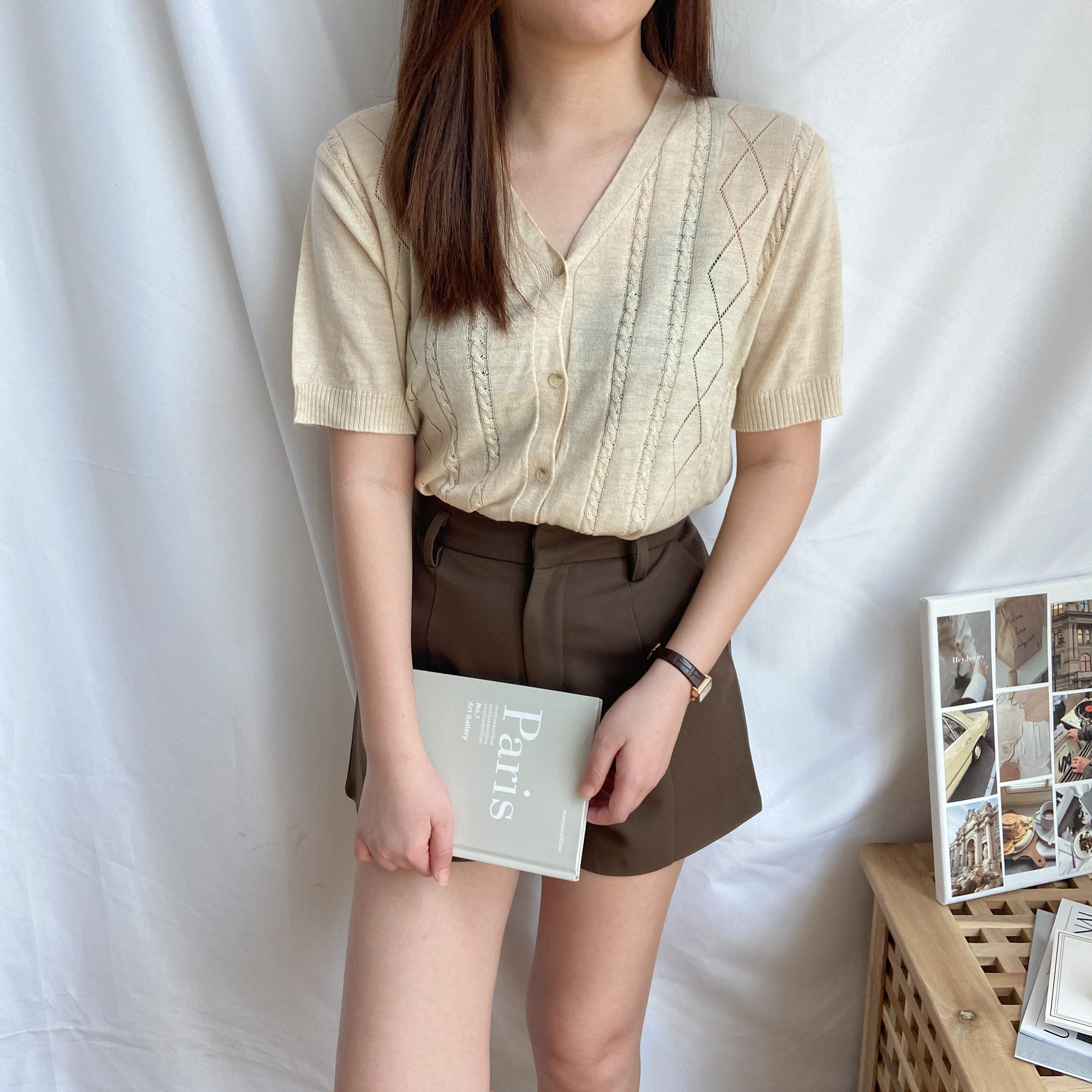 Crochet Knitted Comfy Top in Beige 钩花针织短袖开衫