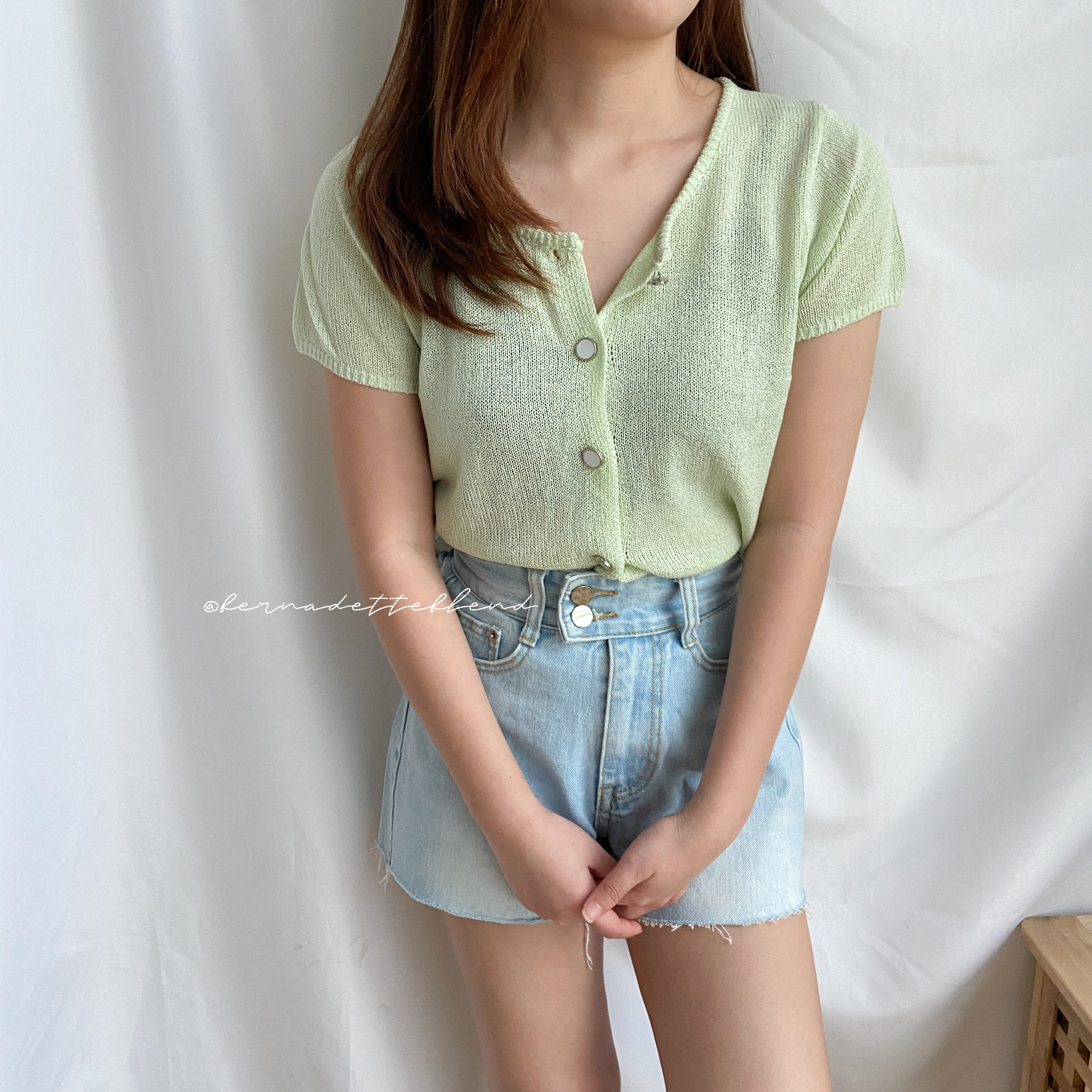 Nyla Knit Top 精致排扣针织上衣 (苹果绿)