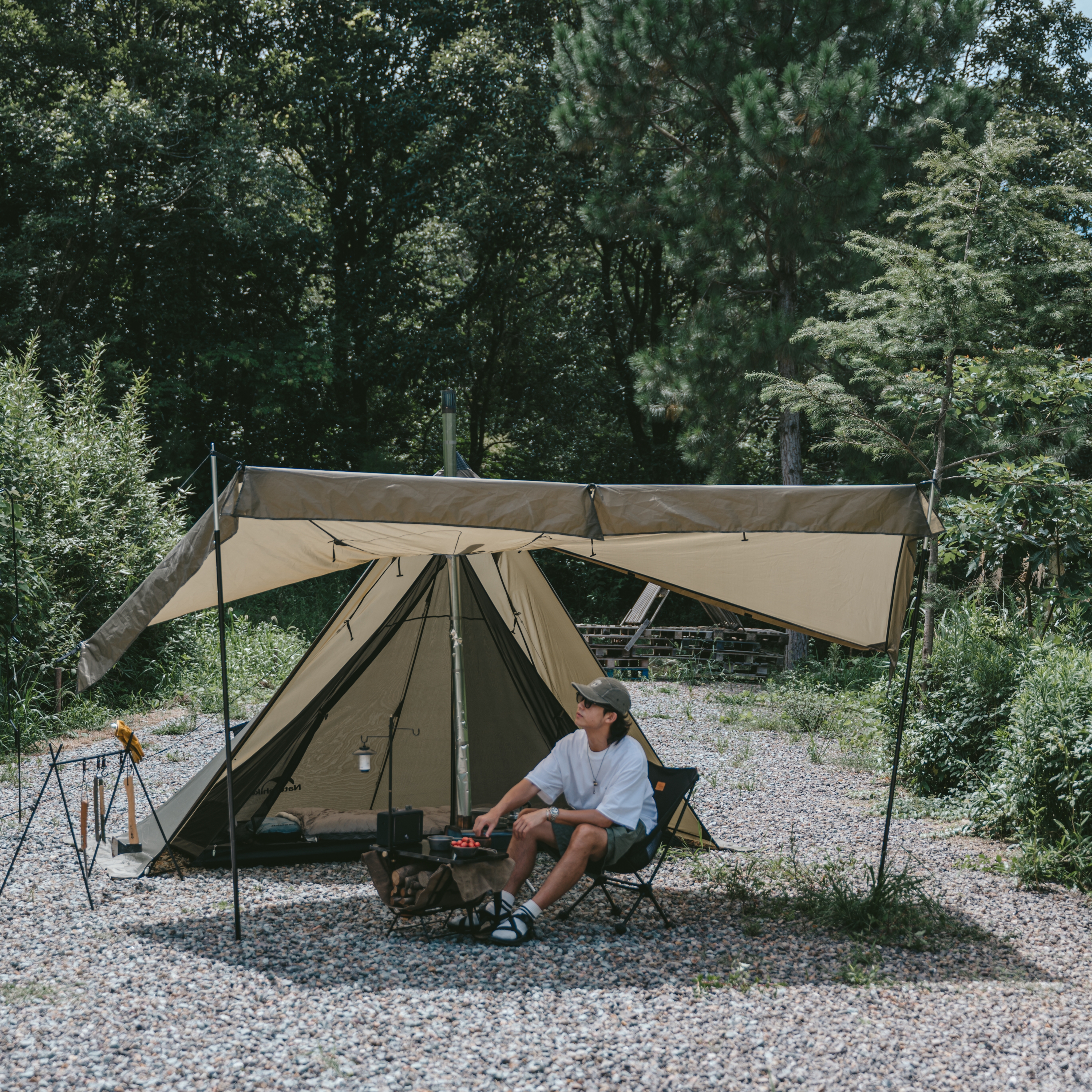 Naturehike Campfire ワンポールテント 高さ2.1m パップテント
