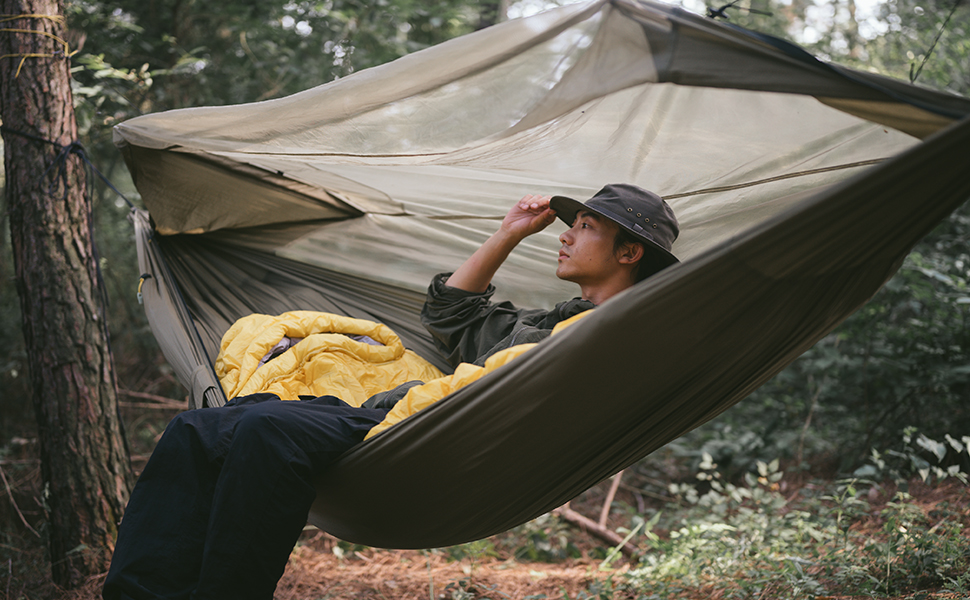 ハンモック 吊り下げ式 蚊帳付き 耐荷重200kg ポール付き ソロキャンプ
