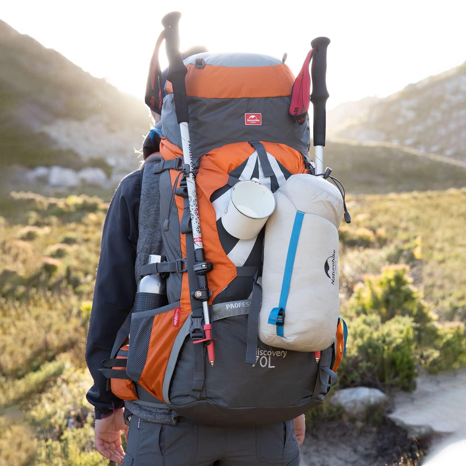 Naturehike 大容量バックパック 70L+5L ザック 登山 リュック 背面長調整可能 男女兼用 多機能 レインカバー 救援笛付き