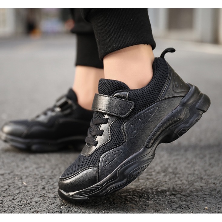 Kids' Lightweight Sport Sneakers – Black & White