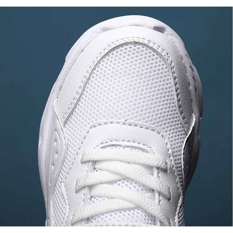 Kids' Lightweight Sport Sneakers – Black & White