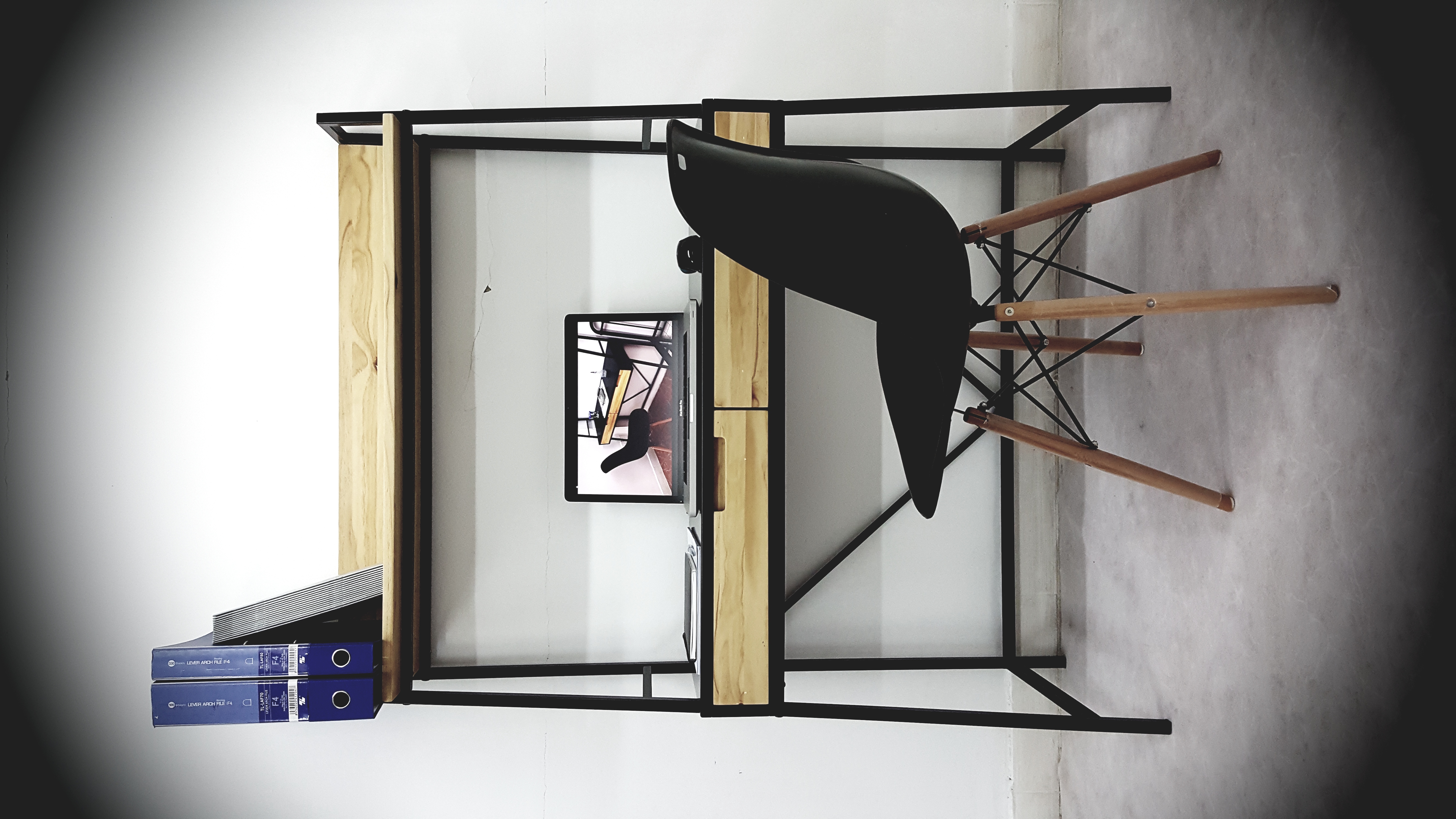 Table (WD1)