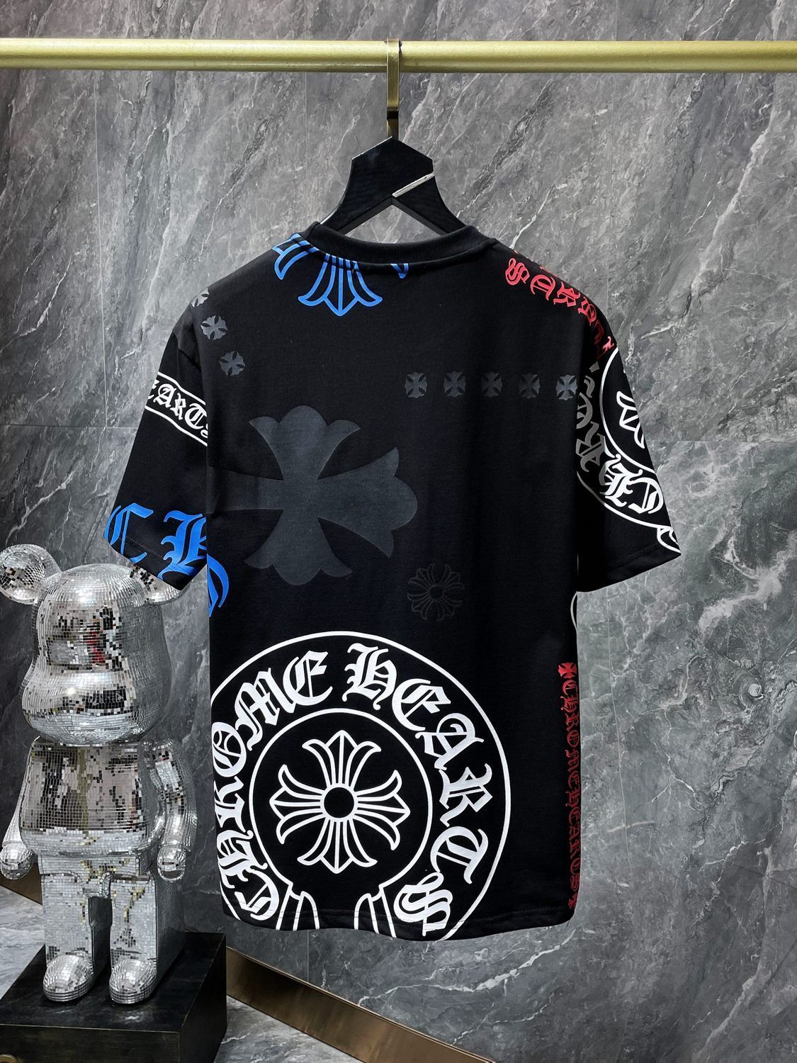 クロムハーツ CHROME HEARTS 2023年新規 クロハート限定フルプリント半袖Tシャツ メンズ・レディース