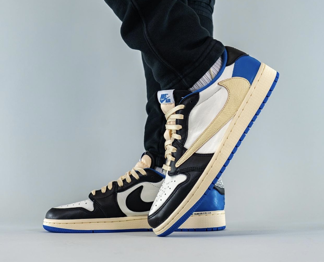 Nike,Travis Scott,fragment Des  低帮「闪电倒钩 AJ1」也要发售了！特殊鞋盒首次曝光！