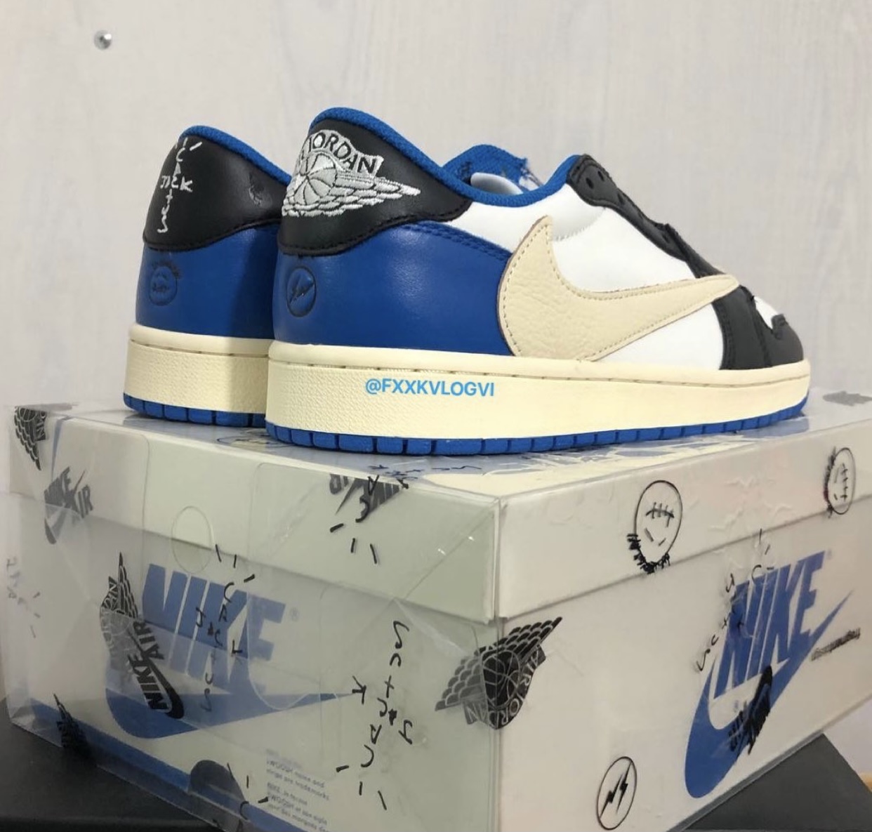 Nike,Travis Scott,fragment Des  低帮「闪电倒钩 AJ1」也要发售了！特殊鞋盒首次曝光！