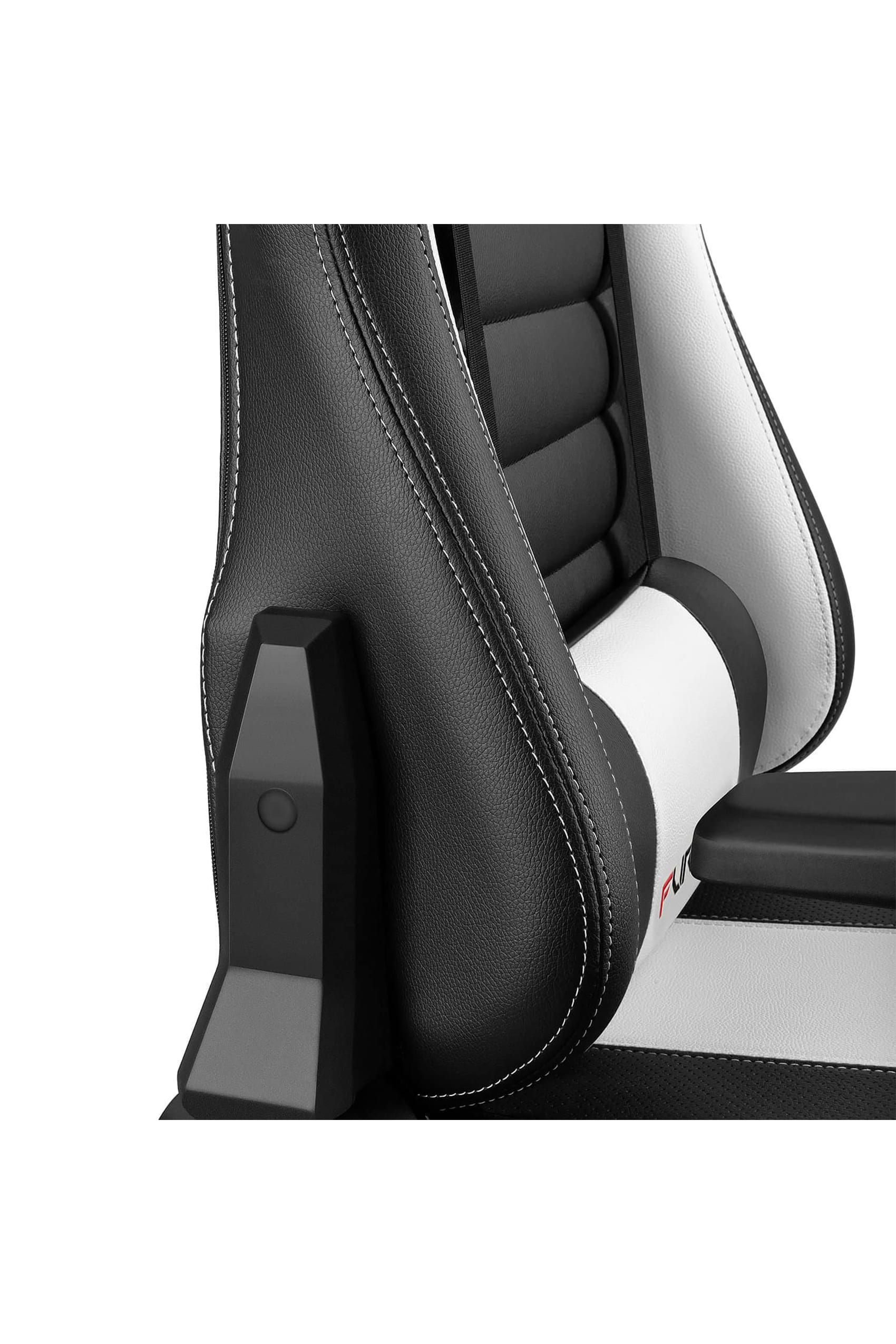 Gaming chair discount with seat belt