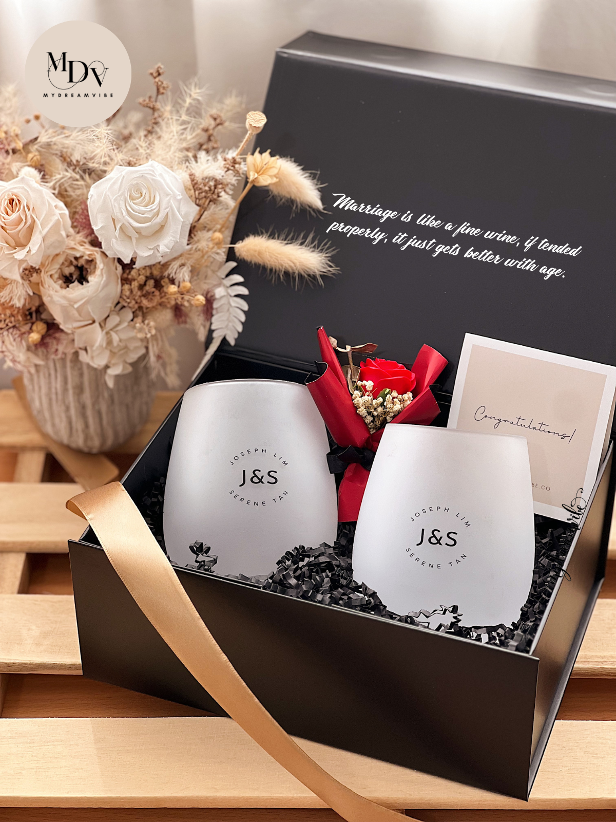 Couple Anniversary Gift Set - MyDreamVibe.Co – MyDreamVibe.Co Couple Anniversary Gift Set - MyDreamVibe.Co – MyDreamVibe.Co