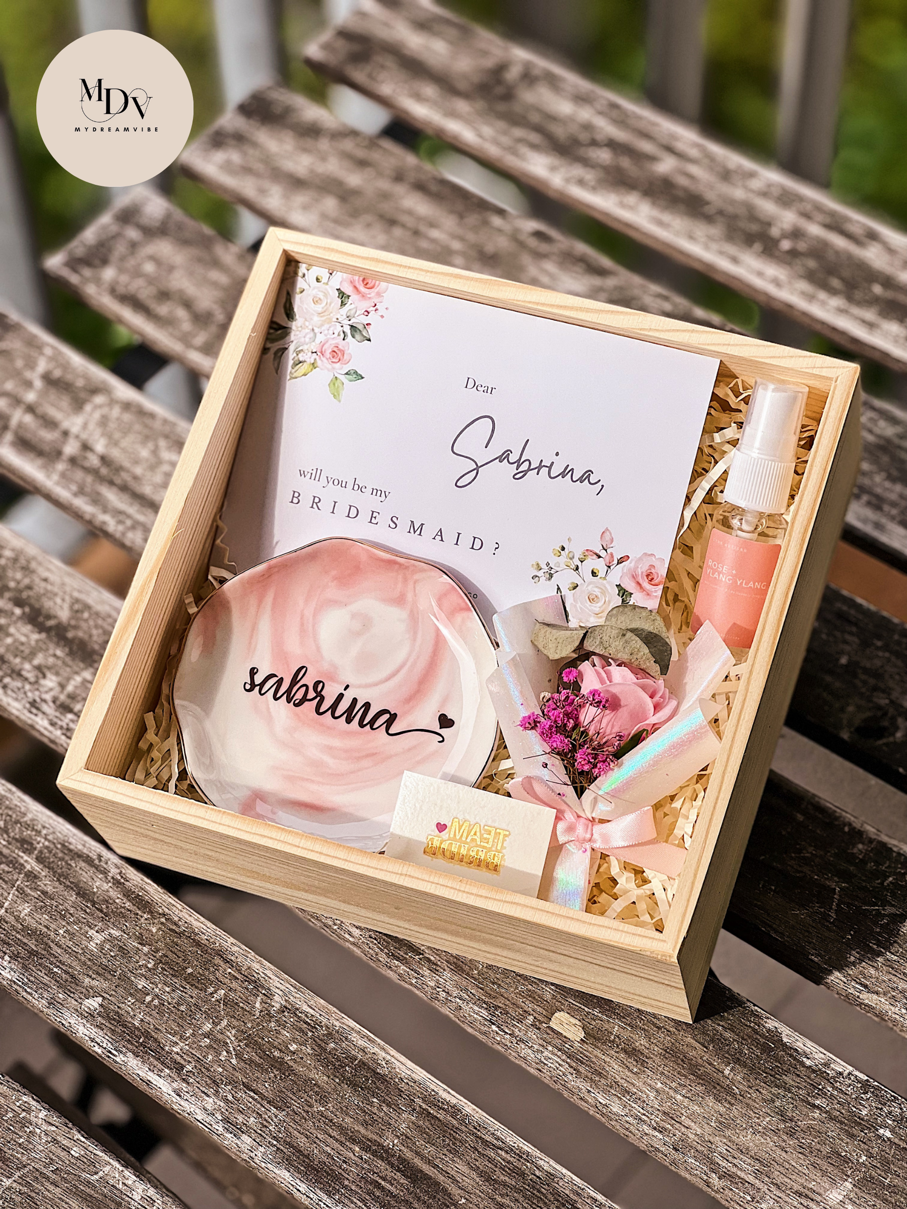 [4 - 6 Bridesmaids Package FREE 1 for Bride] : Marble Trinket Tray with Lynk Artisan Scented Sanitizer in Wooden Box-MyDreamVibe.Co
