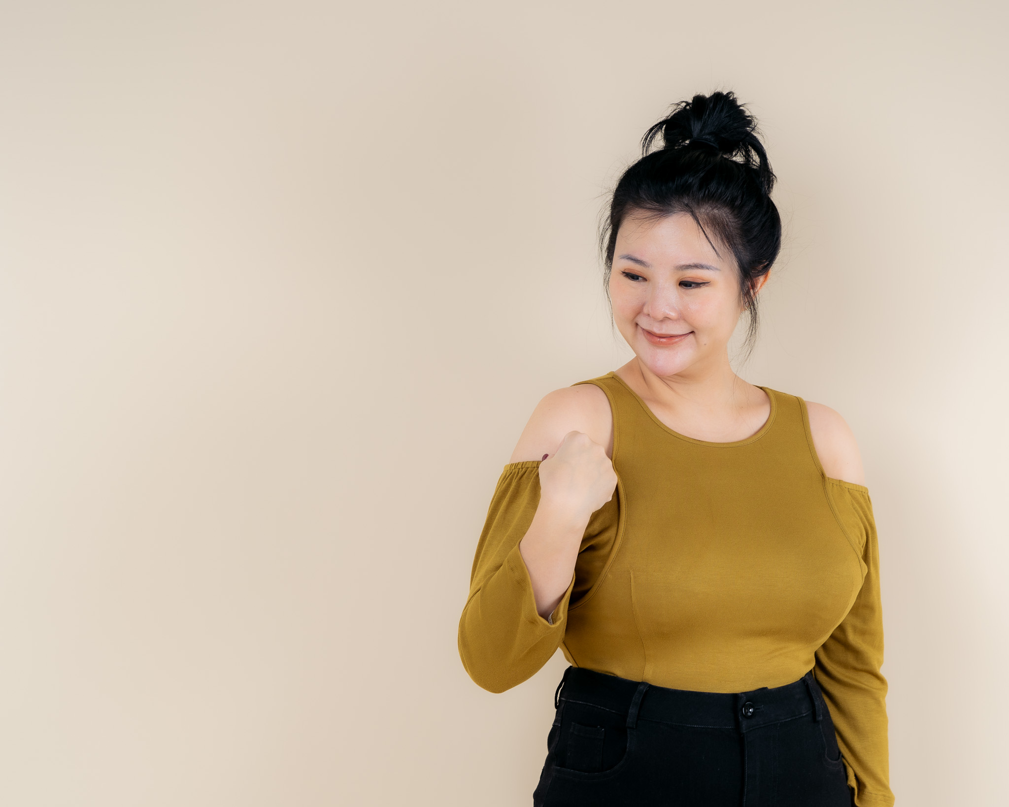 GEORGINE COLD SHOULDER TOP